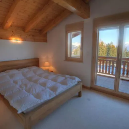 בית נופש Sleeps 8 Wifi