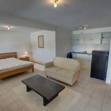 Sleeps 8 Wifi